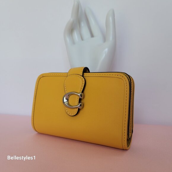 COACH Tabby Smooth Leather Medium Bifold Wallet – Canary color - Picture 3 of 16